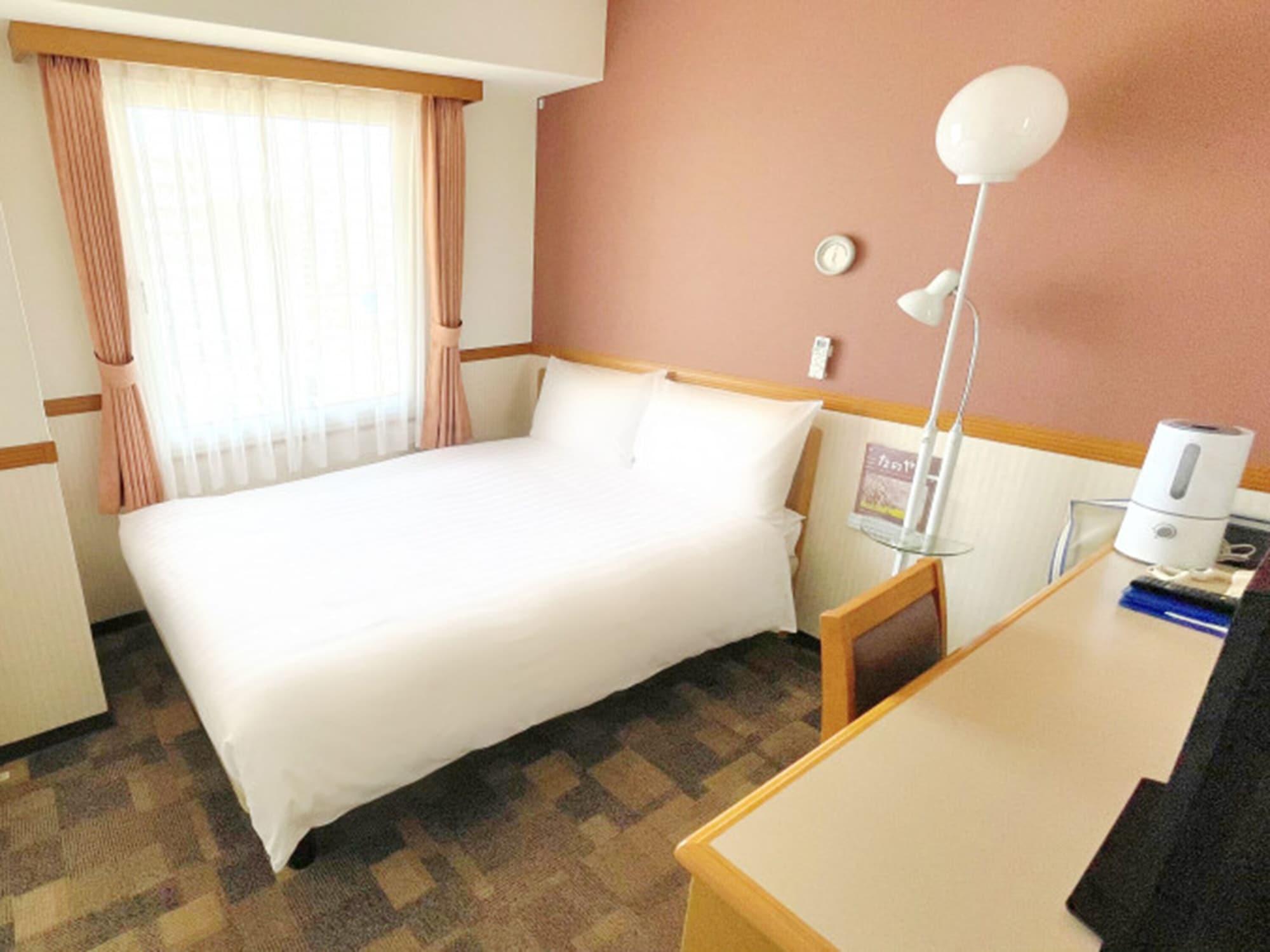Toyoko Yokohama Shinkoyasu Ekimae Yokohama (Kanagawa)